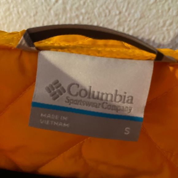 Columbia puffy jacket - Picture 2 of 3